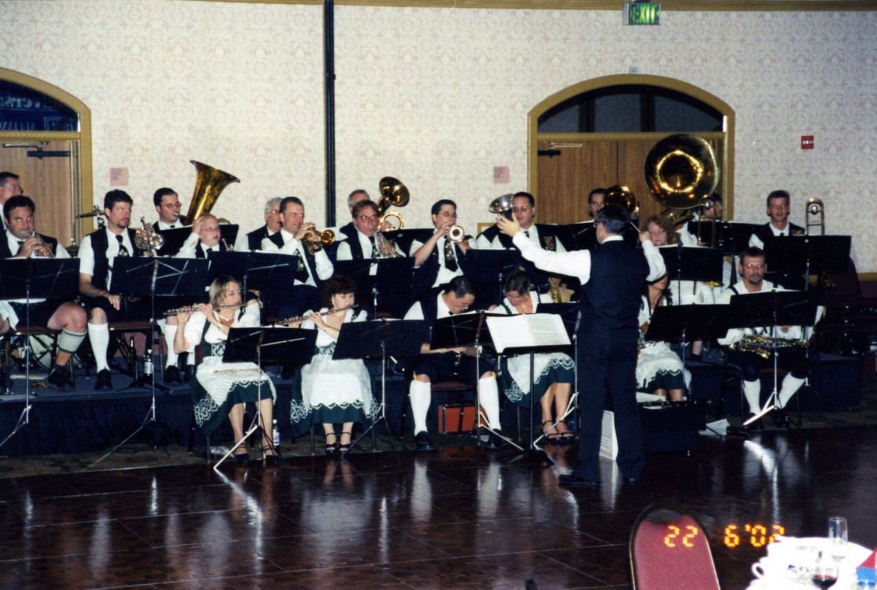 2002-06-23-001.jpg