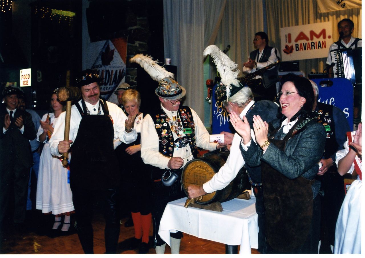 2002-10-004_edited-1.jpg