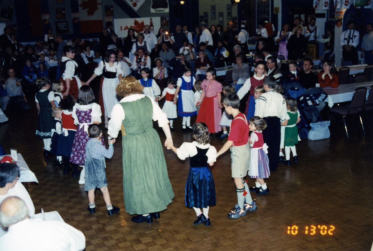 2002-10-13-002.jpg