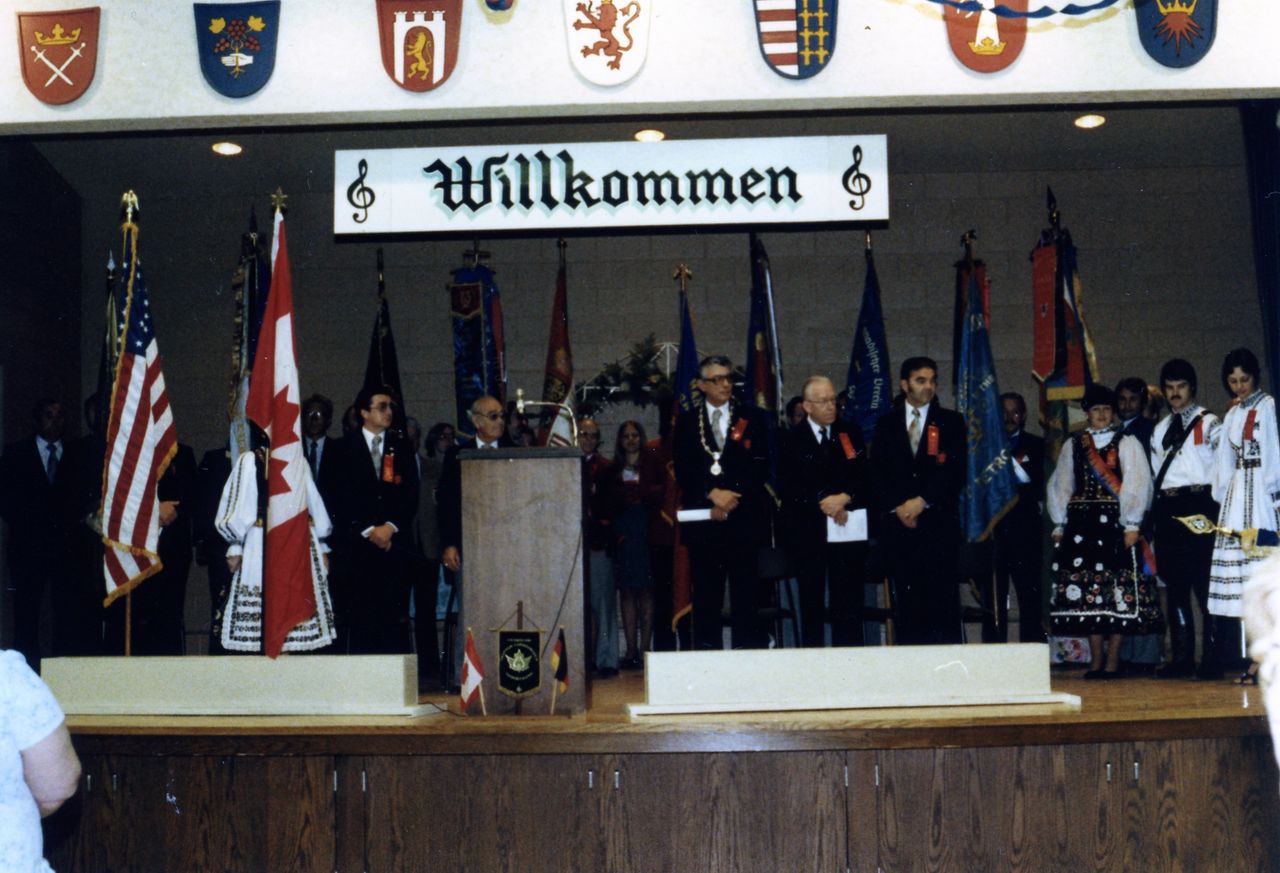 1977_018.jpg